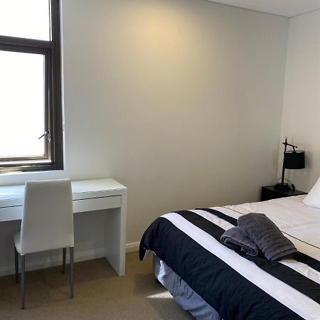 Governor Luxe 1 Bedroom Apartment In The Heart Of Barton Wifi Gym Wine Secure Parking Canberra Kingston Exteriér fotografie