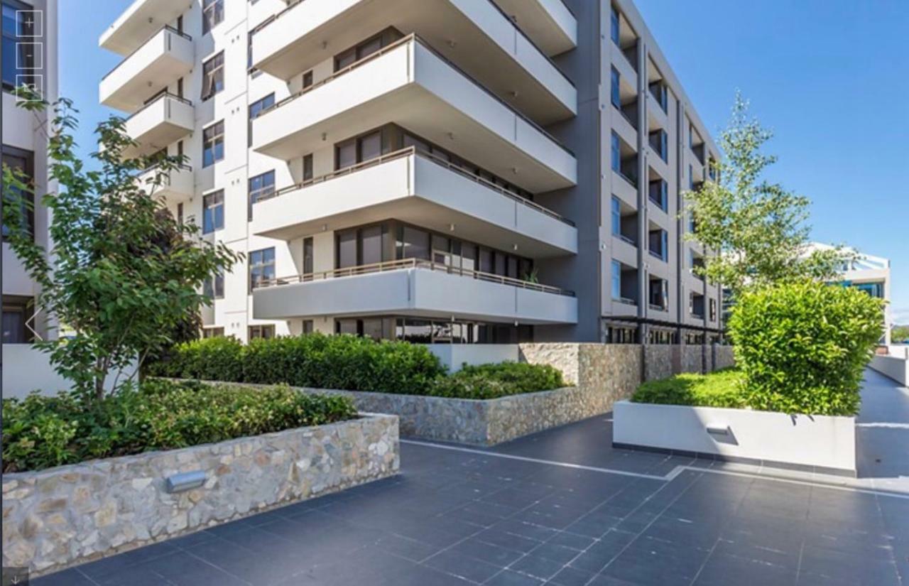 Governor Luxe 1 Bedroom Apartment In The Heart Of Barton Wifi Gym Wine Secure Parking Canberra Kingston Exteriér fotografie